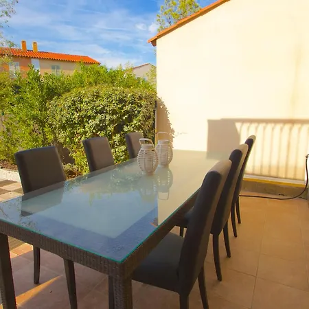 Cote D'azur, South Of France, 6 Persons, Full Airco, Pool, Close To Roquebrune-sur-Argens