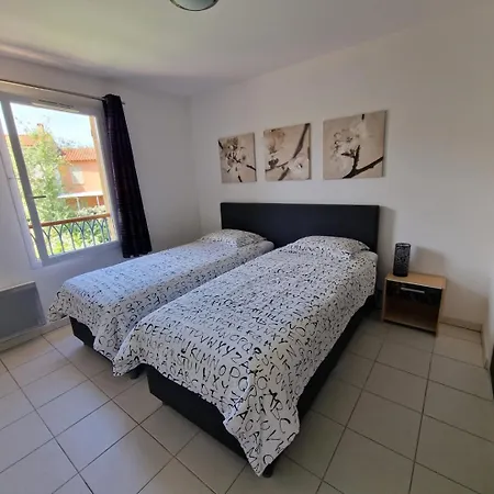 Cote D'azur, South Of France, 6 Persons, Full Airco, Pool, Close To Roquebrune-sur-Argens