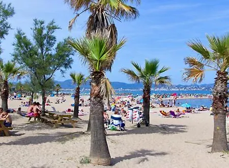Cote D'azur, South Of France, 6 Persons, Full Airco, Pool, Close To Roquebrune-sur-Argens
