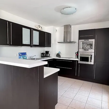 Holiday home Cote D'azur, South Of France, 6 Persons, Full Airco, Pool, Close To Roquebrune-sur-Argens